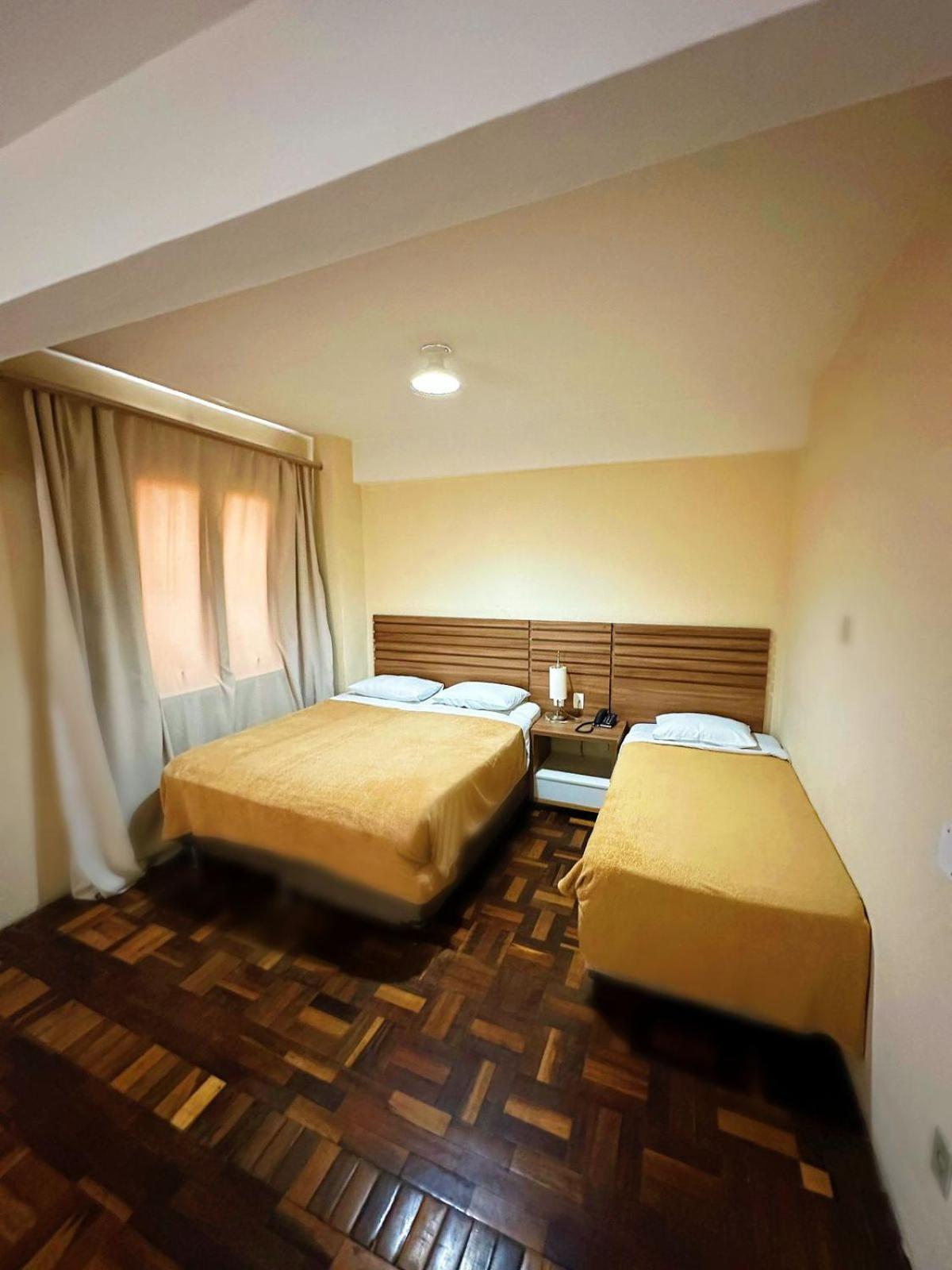 Umbu Hotel Porto Alegre - Centro Historico - Prox Aeroporto 15Min Room photo